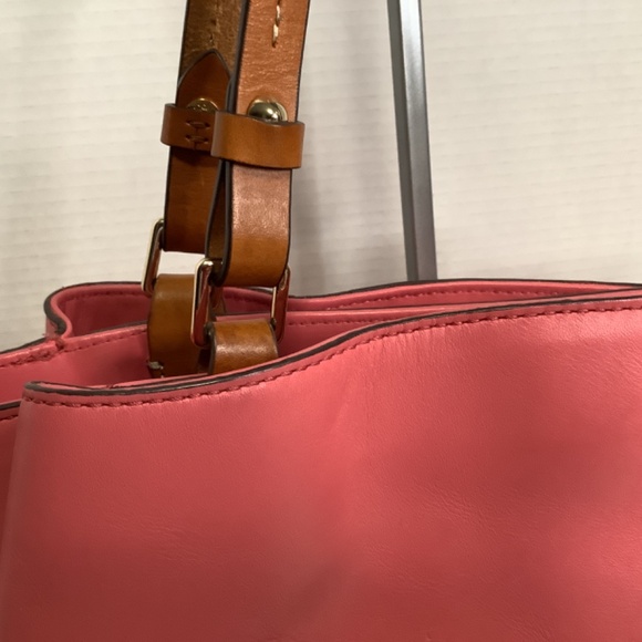 EUC pink Dooney & Bourke saddle, tote bag purse large - Picture 12 of 16